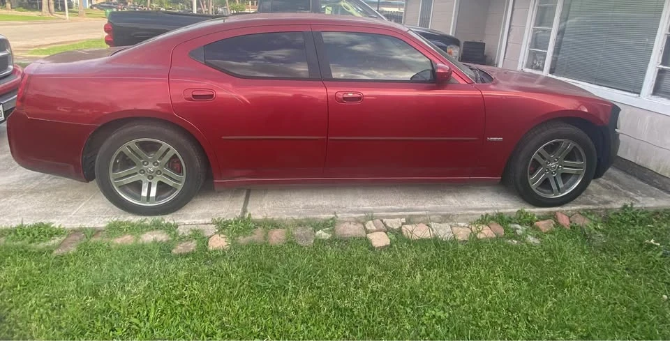 2006 Dodge Charger 6th Gen - Image 2 of 4
