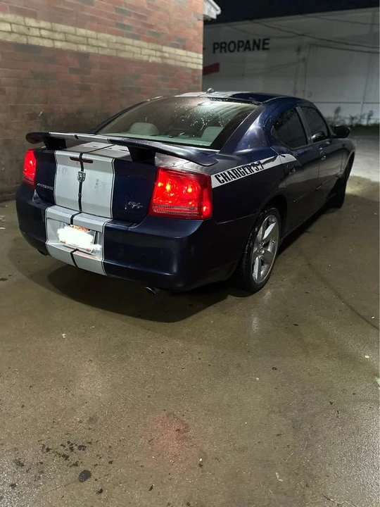2006 Dodge Charger 6th Gen - Image 3 of 4