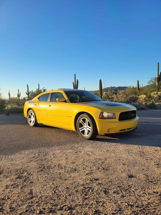2006 Dodge Charger 6th Gen - Image 2 of 14