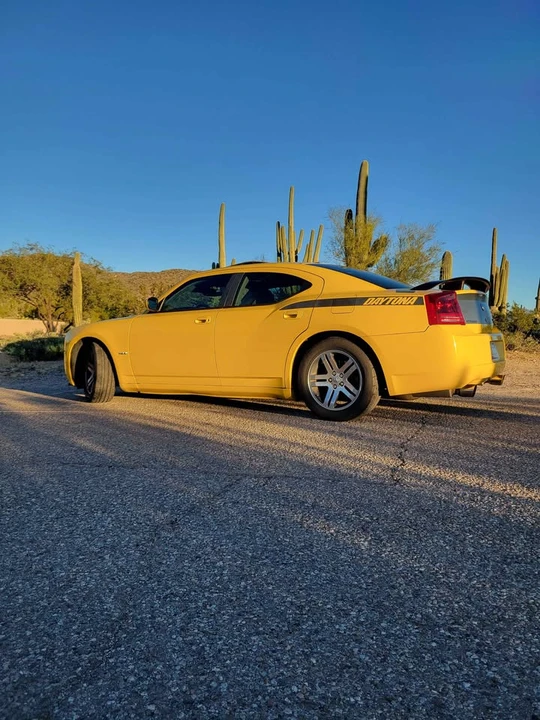 2006 Dodge Charger 6th Gen - Image 3 of 14