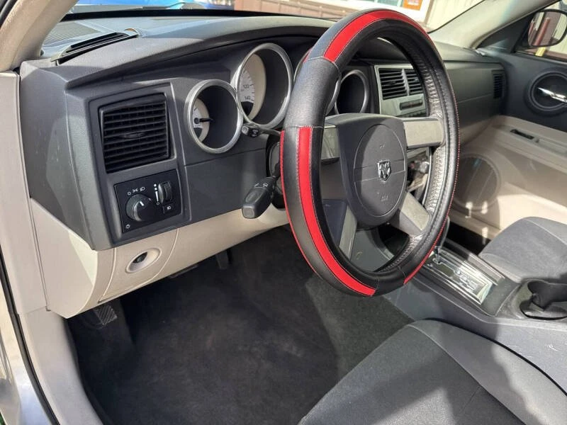 2006 Dodge Charger 6th Gen - Image 9 of 17