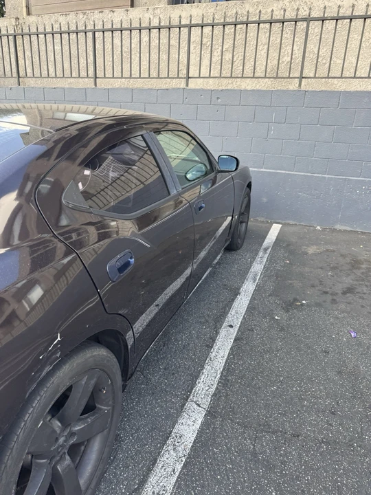 2006 Dodge Charger 6th Gen - Image 6 of 8