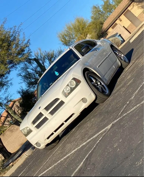 2006 Dodge Charger 6th Gen - Image 3 of 4