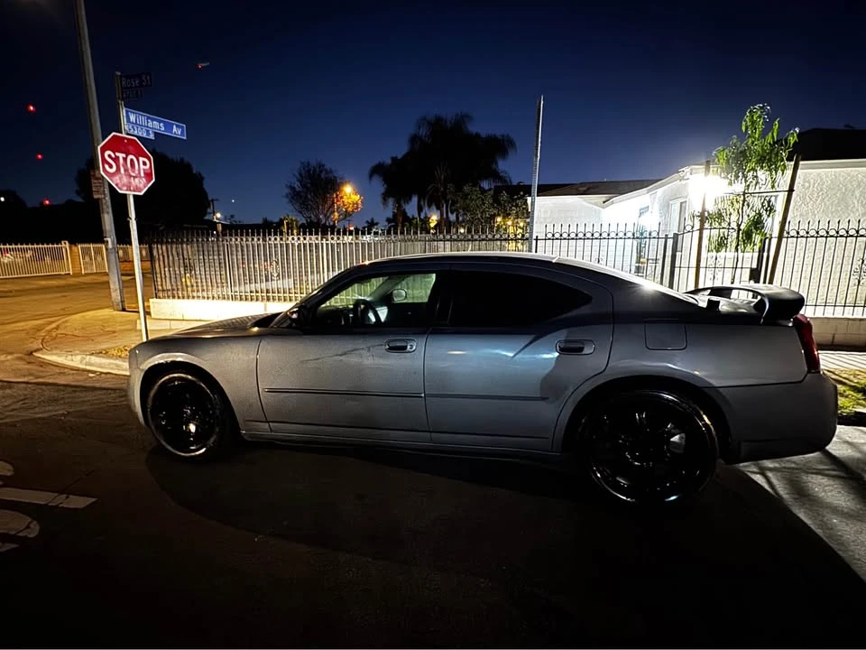 2006 Dodge Charger 6th Gen - Image 4 of 6