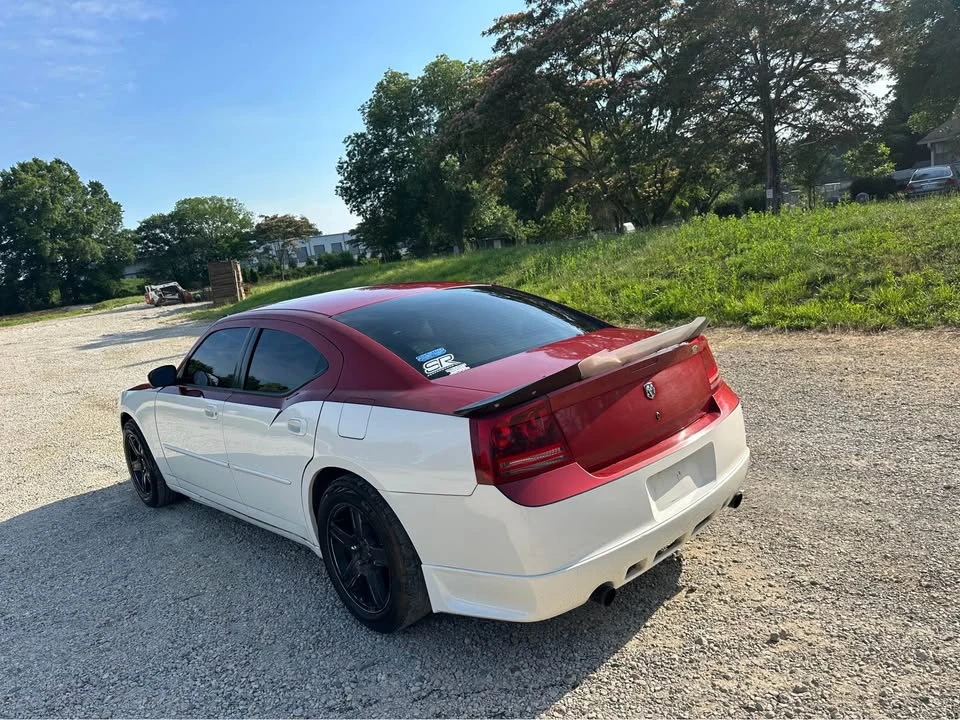 2006 Dodge Charger 6th Gen - Image 10 of 20