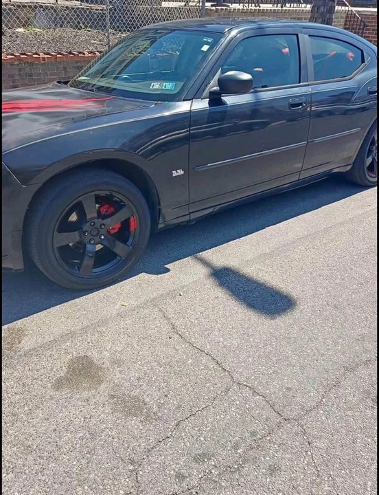 2006 Dodge Charger 6th Gen - Image 3 of 4