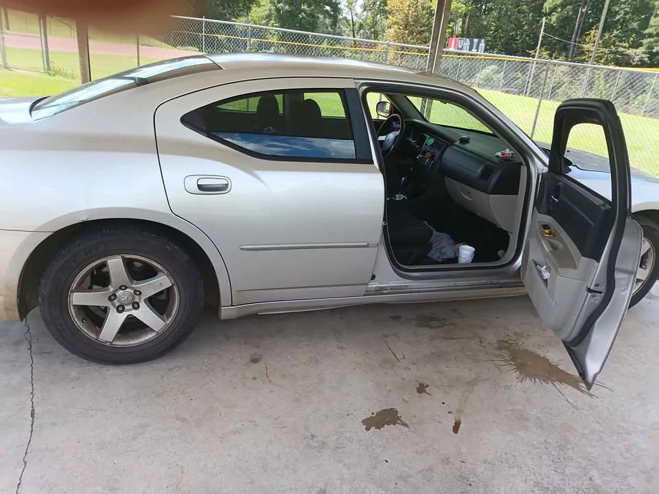 2006 Dodge Charger 6th Gen - Image 4 of 7