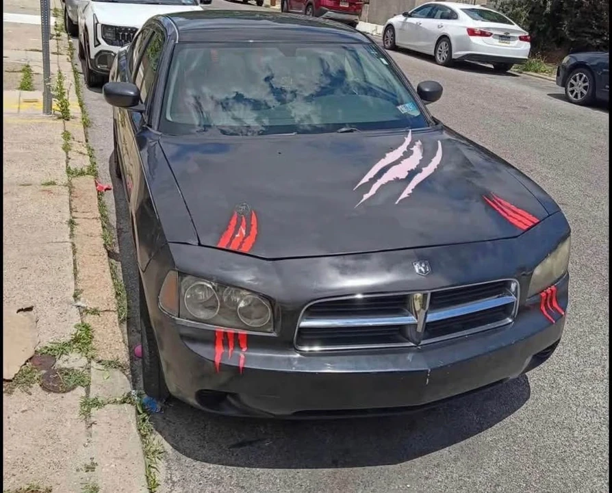 2006 Dodge Charger 6th Gen - Image 4 of 4