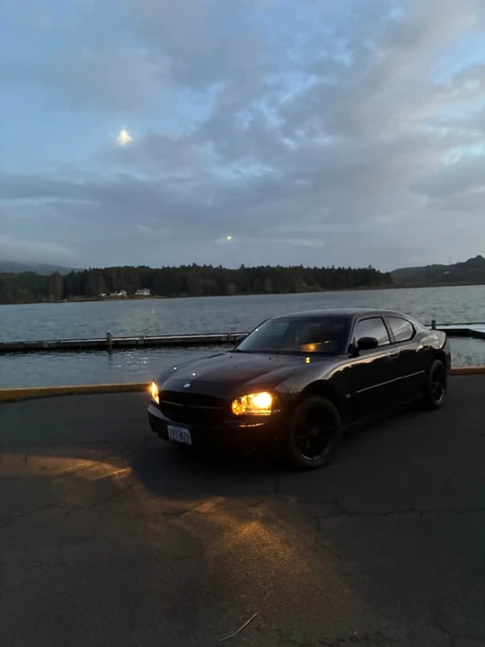 2006 Dodge Charger 6th Gen - Image 3 of 3