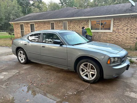 2006 Dodge Charger SE Sedan 4D