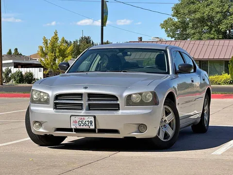 2006 Dodge Charger SE Sedan 4D