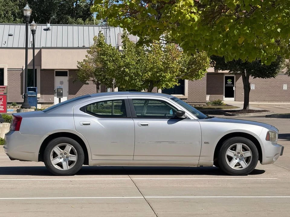 2006 Dodge Charger 6th Gen - Image 4 of 16