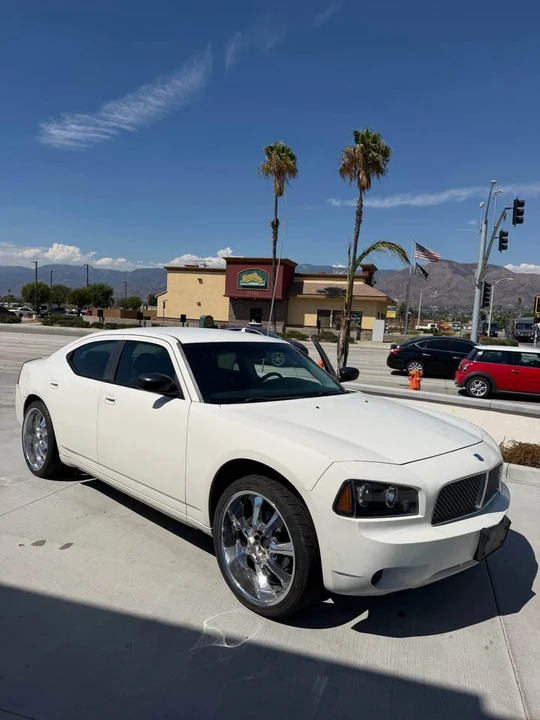 2006 Dodge Charger 6th Gen - Image 6 of 9