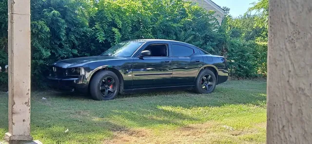 2006 Dodge Charger SE Sedan 4D