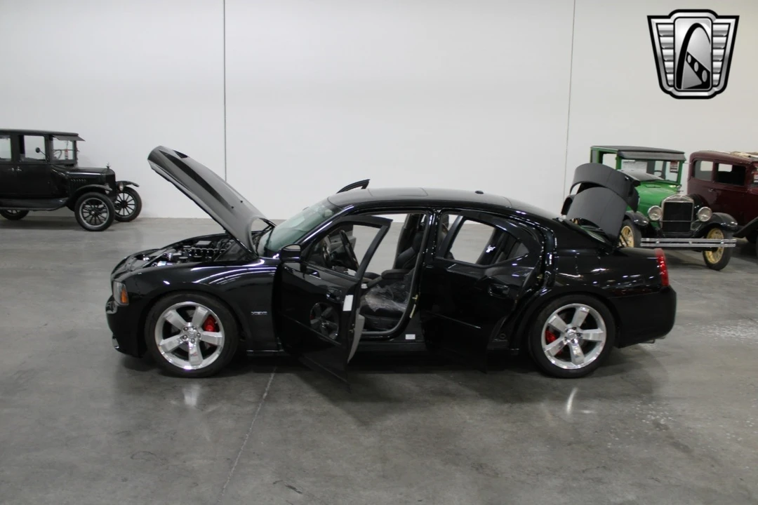 2006 Dodge Charger SRT & 392 6th Gen - Image 9 of 12