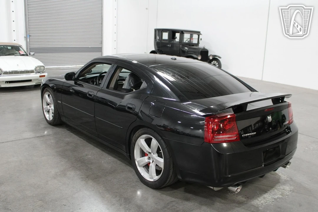 2006 Dodge Charger SRT & 392 6th Gen - Image 10 of 12