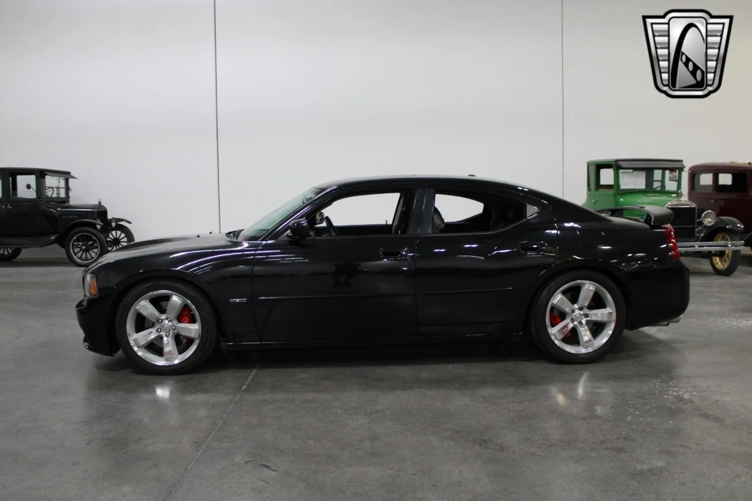 2006 Dodge Charger SRT & 392 6th Gen - Image 4 of 12