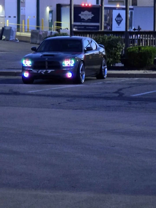 2006 Dodge Charger SRT & 392 6th Gen - Image 5 of 7