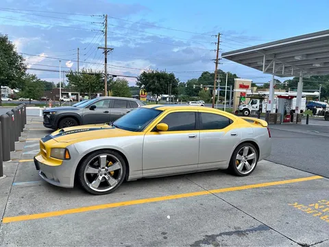 2006 Dodge Charger SRT8 Superbee