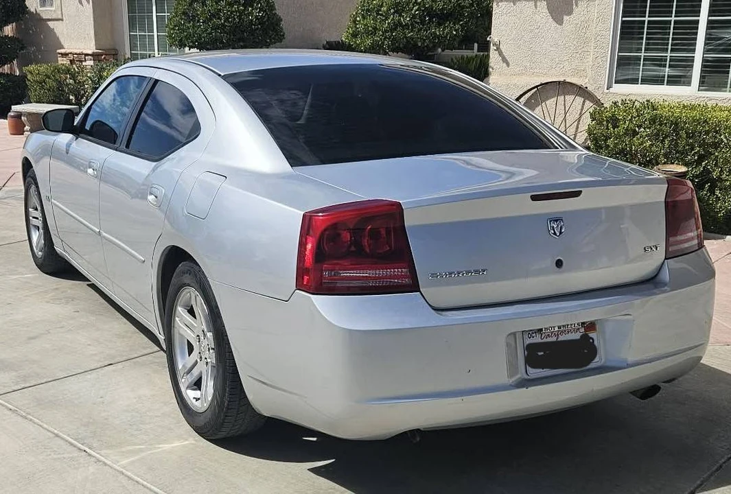 2006 Dodge Charger 6th Gen - Image 7 of 24