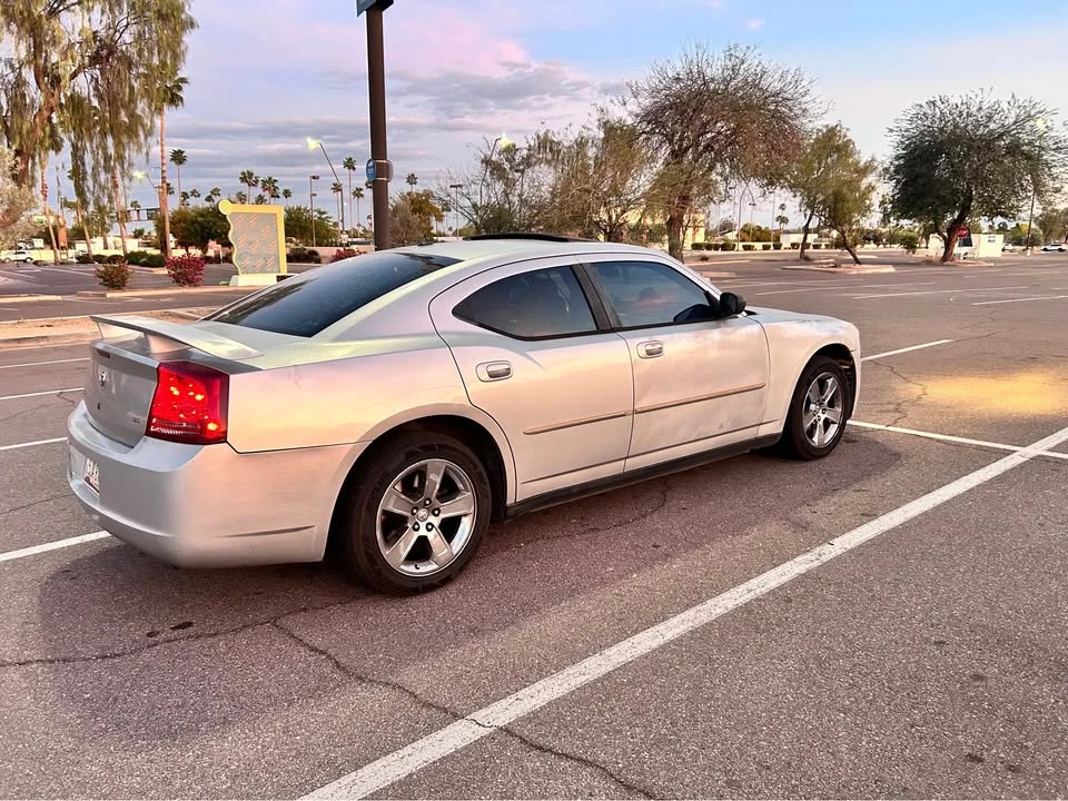 2006 Dodge Charger 6th Gen - Image 4 of 10