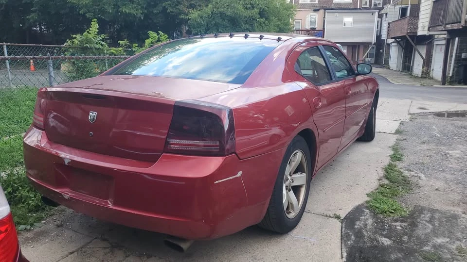 2006 Dodge Charger 6th Gen - Image 4 of 8