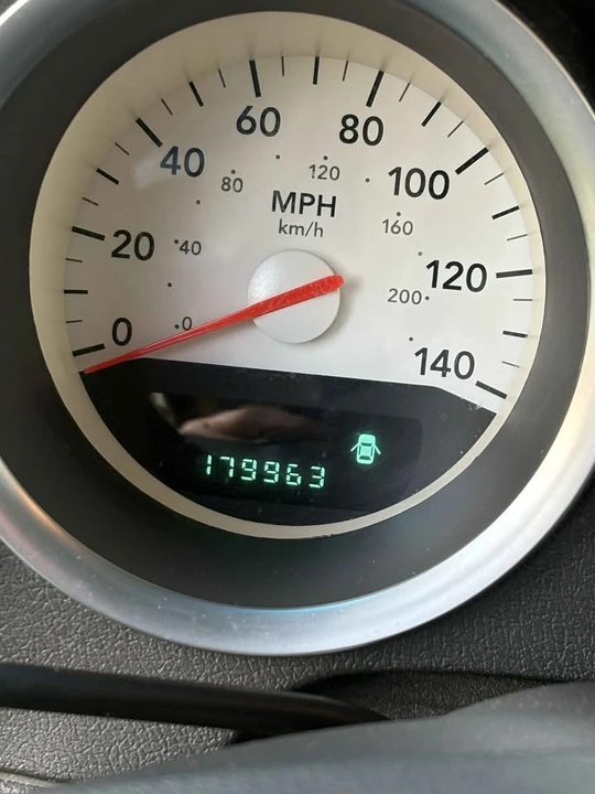 2006 Dodge Charger 6th Gen - Image 7 of 10