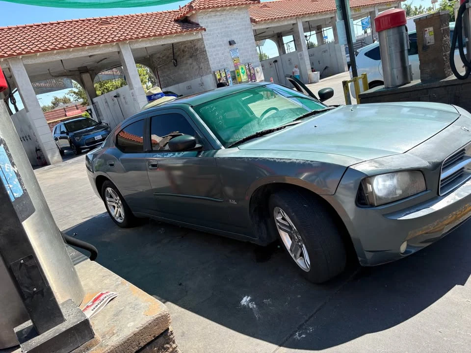 2006 Dodge Charger 6th Gen - Image 2 of 8