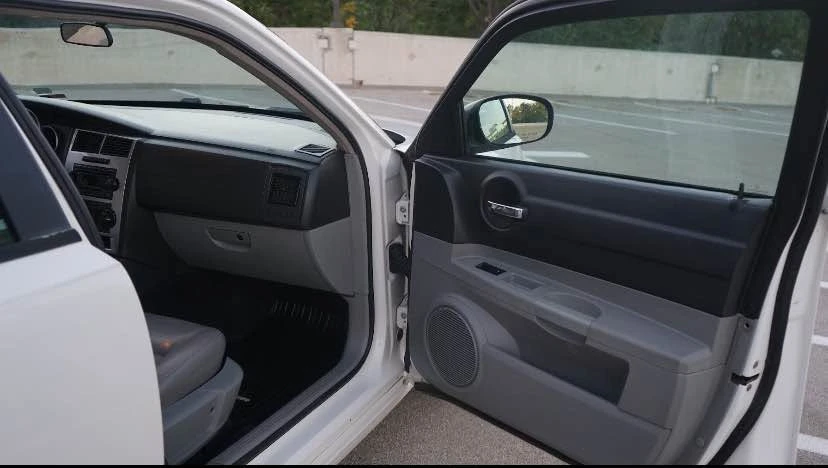 2006 Dodge Charger 6th Gen - Image 9 of 13