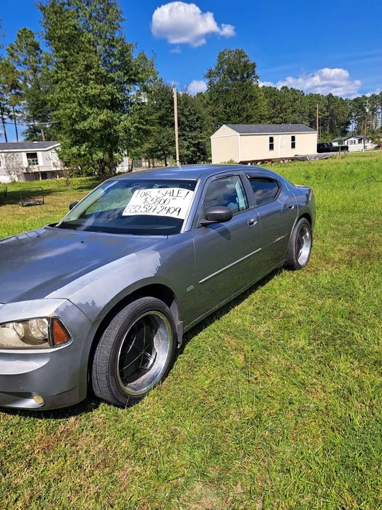 2006 Dodge Charger 6th Gen - Image 2 of 4
