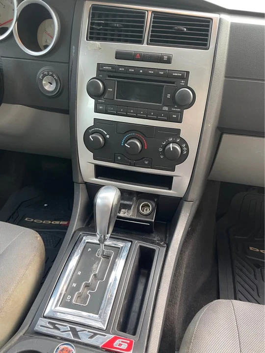 2006 Dodge Charger 6th Gen - Image 16 of 19
