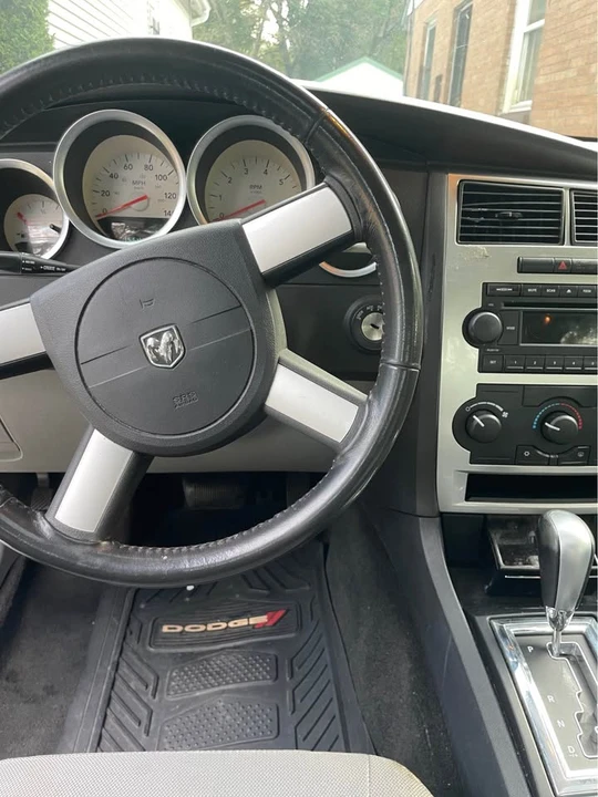 2006 Dodge Charger 6th Gen - Image 17 of 19