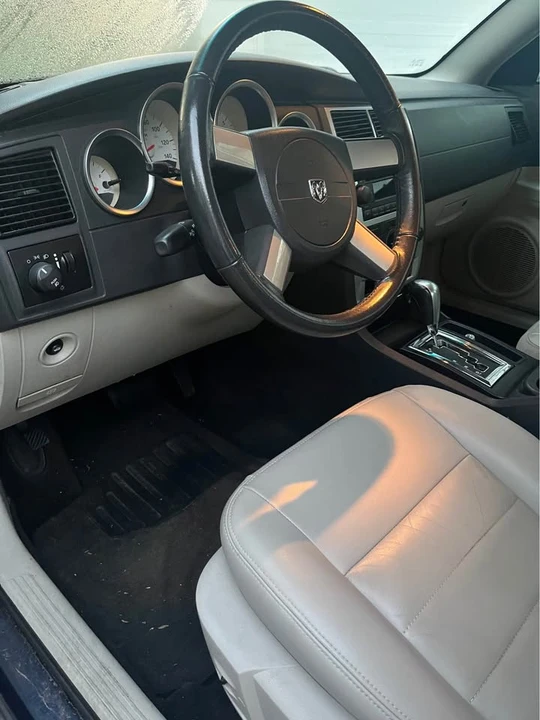2006 Dodge Charger 6th Gen - Image 5 of 10