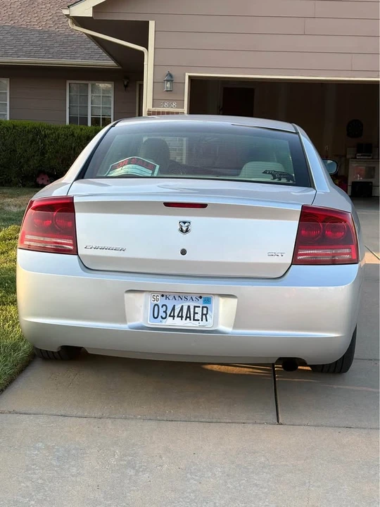 2006 Dodge Charger 6th Gen - Image 4 of 15