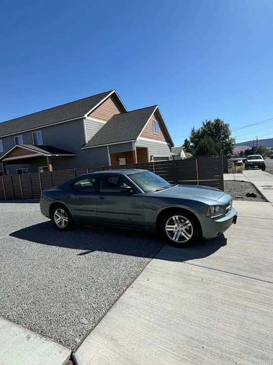 2006 Dodge Charger 6th Gen - Image 5 of 8