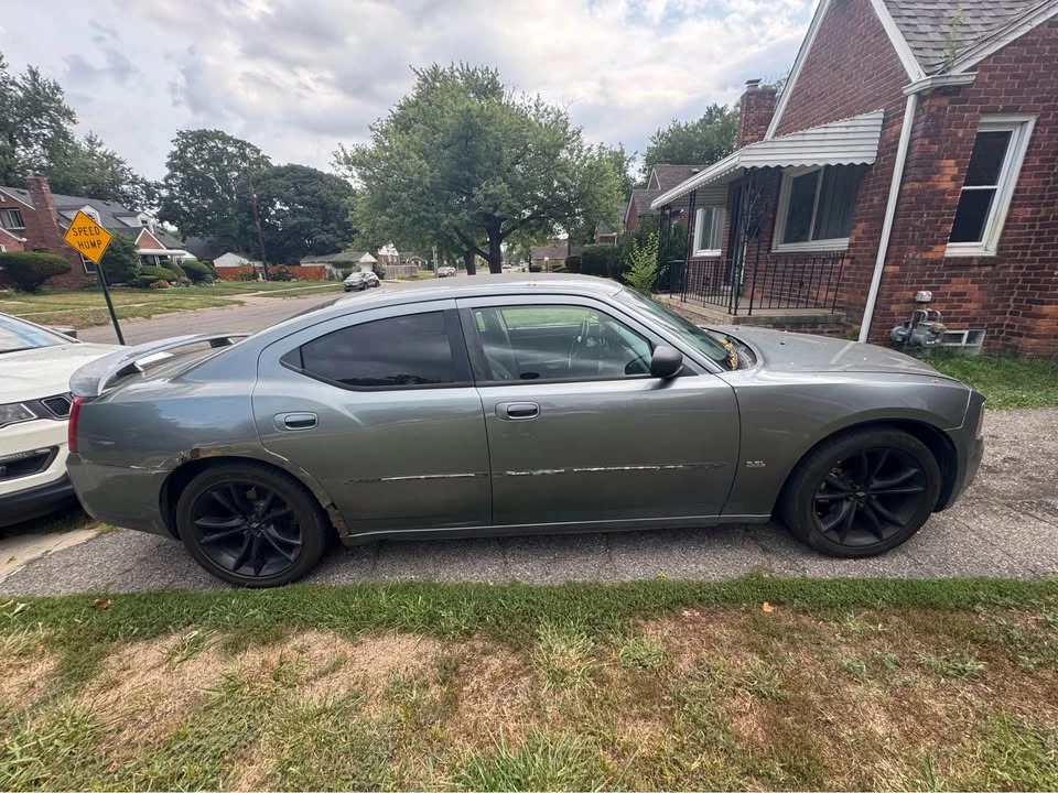 2006 Dodge Charger 6th Gen - Image 2 of 4