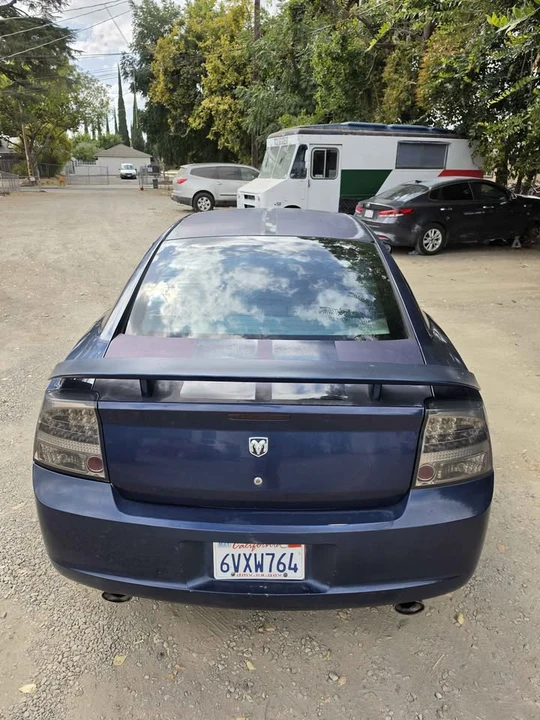 2006 Dodge Charger 6th Gen - Image 4 of 9