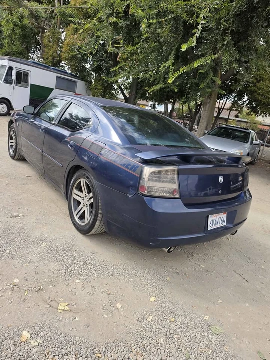 2006 Dodge Charger 6th Gen - Image 3 of 9