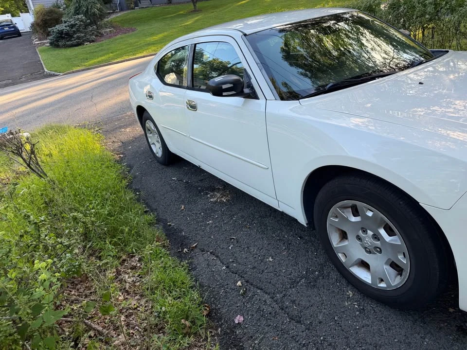 2006 Dodge Charger 6th Gen - Image 3 of 10