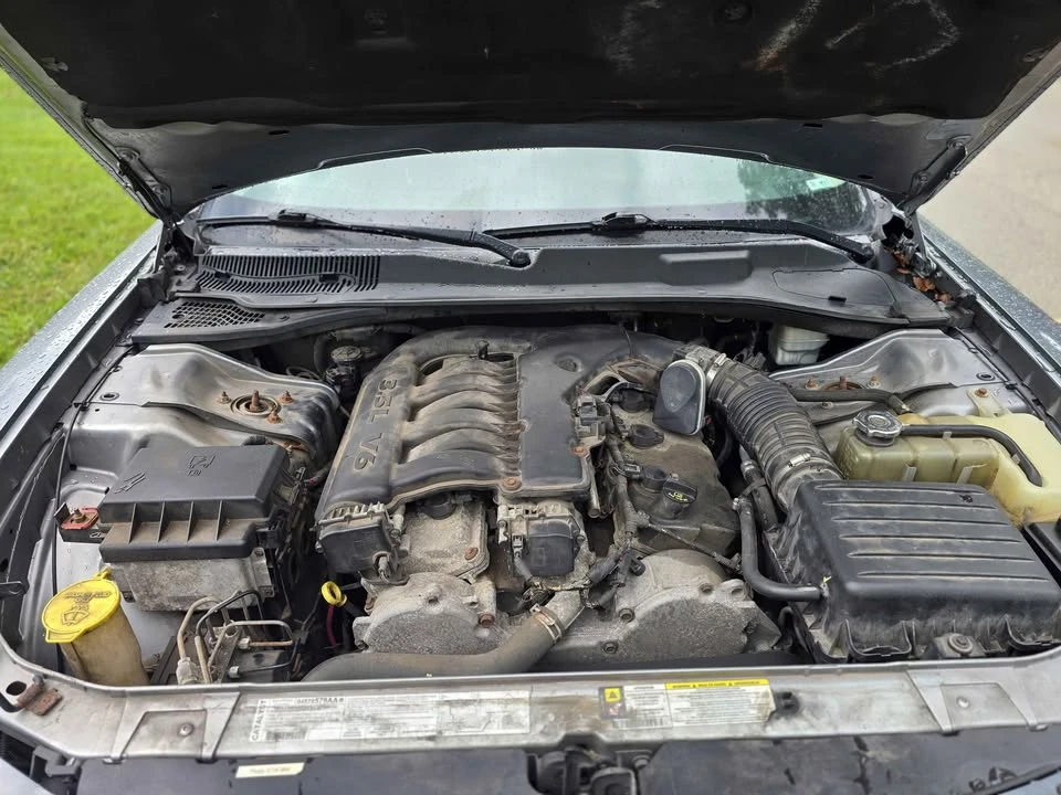 2006 Dodge Charger 6th Gen - Image 2 of 15