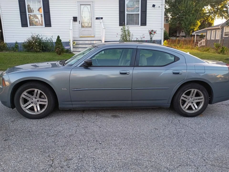 2006 Dodge Charger 6th Gen - Image 2 of 8