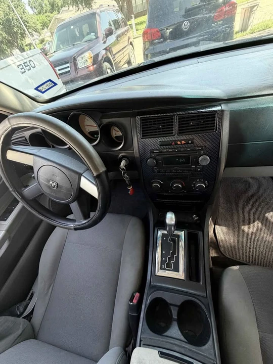 2006 Dodge Charger 6th Gen - Image 5 of 8