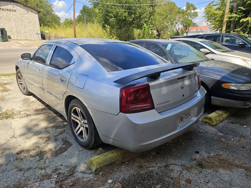 2006 Dodge Charger 6th Gen - Image 3 of 3