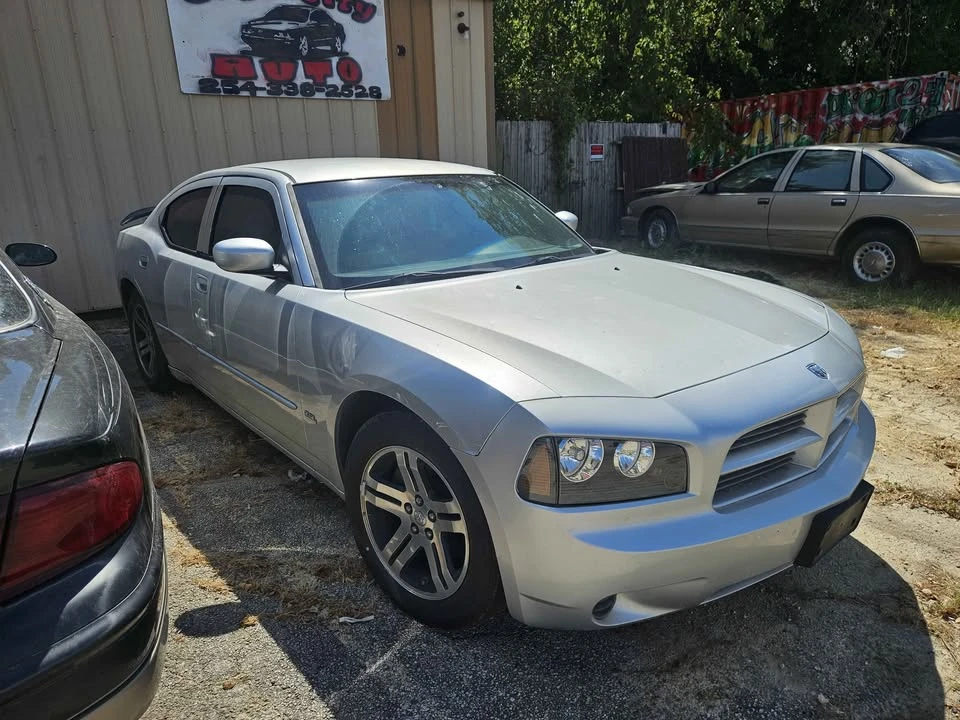 2006 Dodge Charger 6th Gen - Image 2 of 3