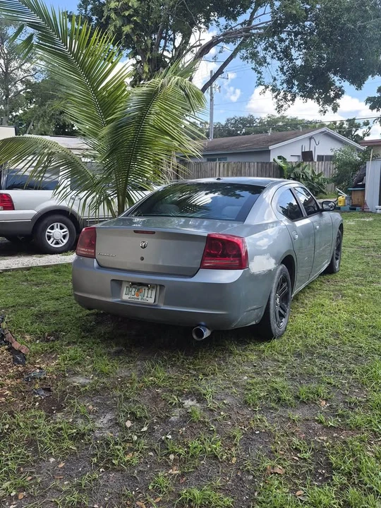 2006 Dodge Charger 6th Gen - Image 5 of 8