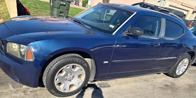 2006 Dodge Charger Sedan 4D