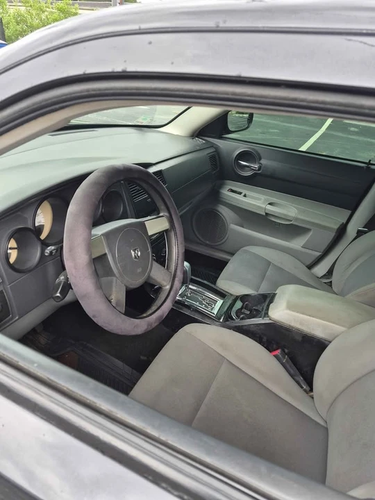 2006 Dodge Charger 6th Gen - Image 5 of 8