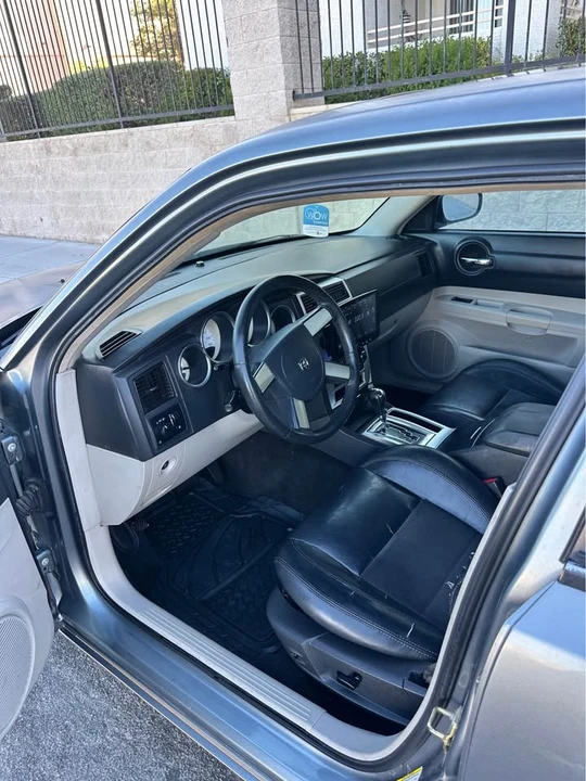2006 Dodge Charger 6th Gen - Image 12 of 18