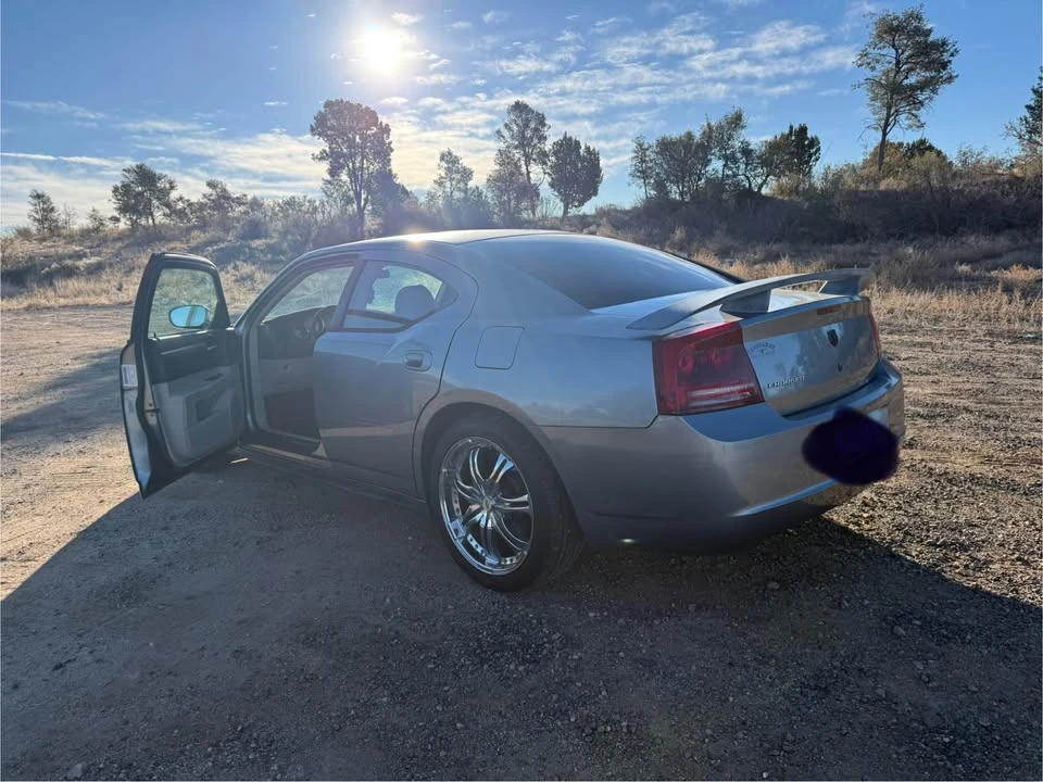 2006 Dodge Charger 6th Gen - Image 3 of 5
