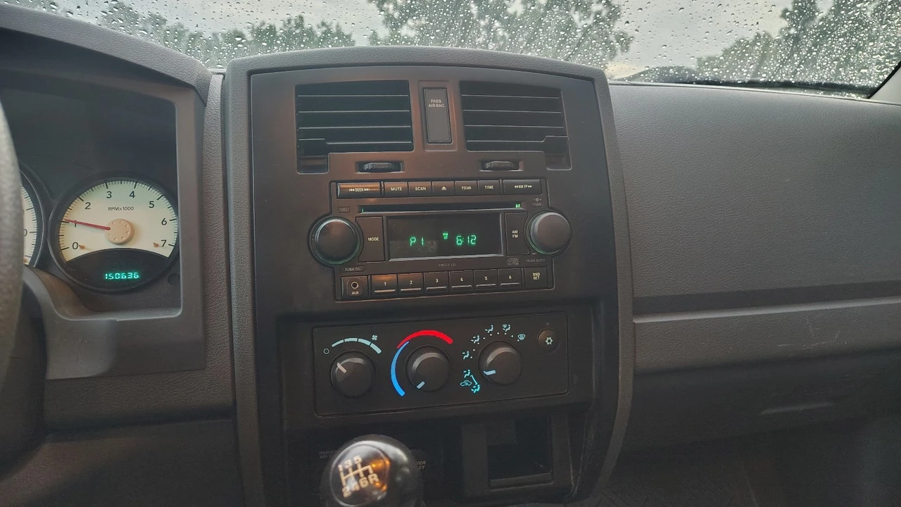2006 Dodge Dakota 3rd Gen - Image 25 of 28